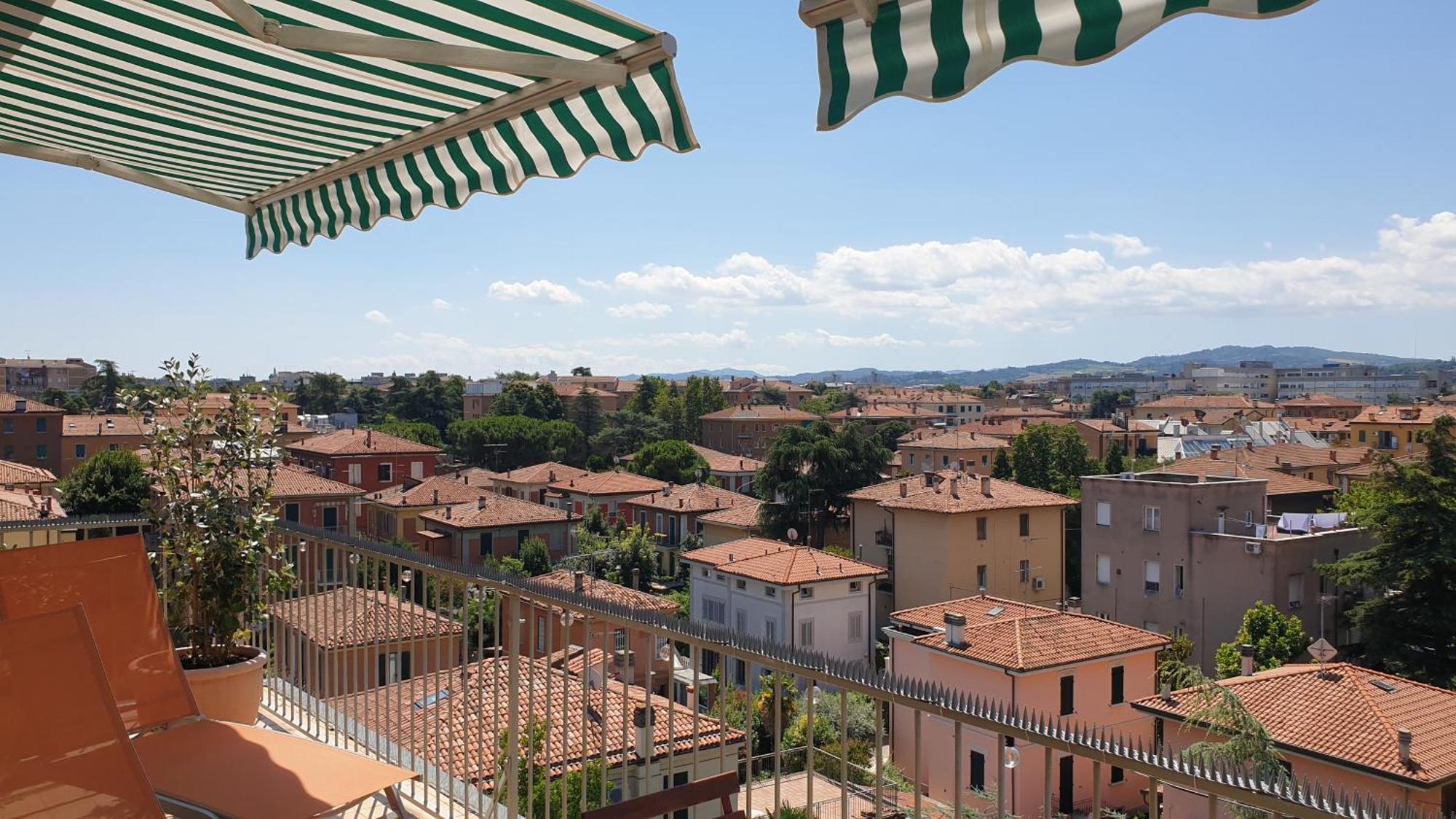 Bellavista Panoramic Terrace Appartamento Con Terrazza Zona Sant Orsola Bologna Exterior foto